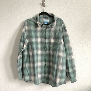 Columbia checkered button down long sleeve